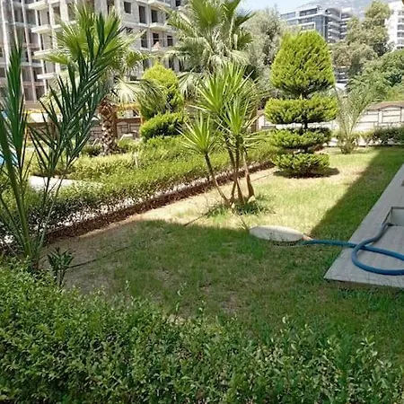 In Mahmutlar / Tuerkei Zentral Apartmán